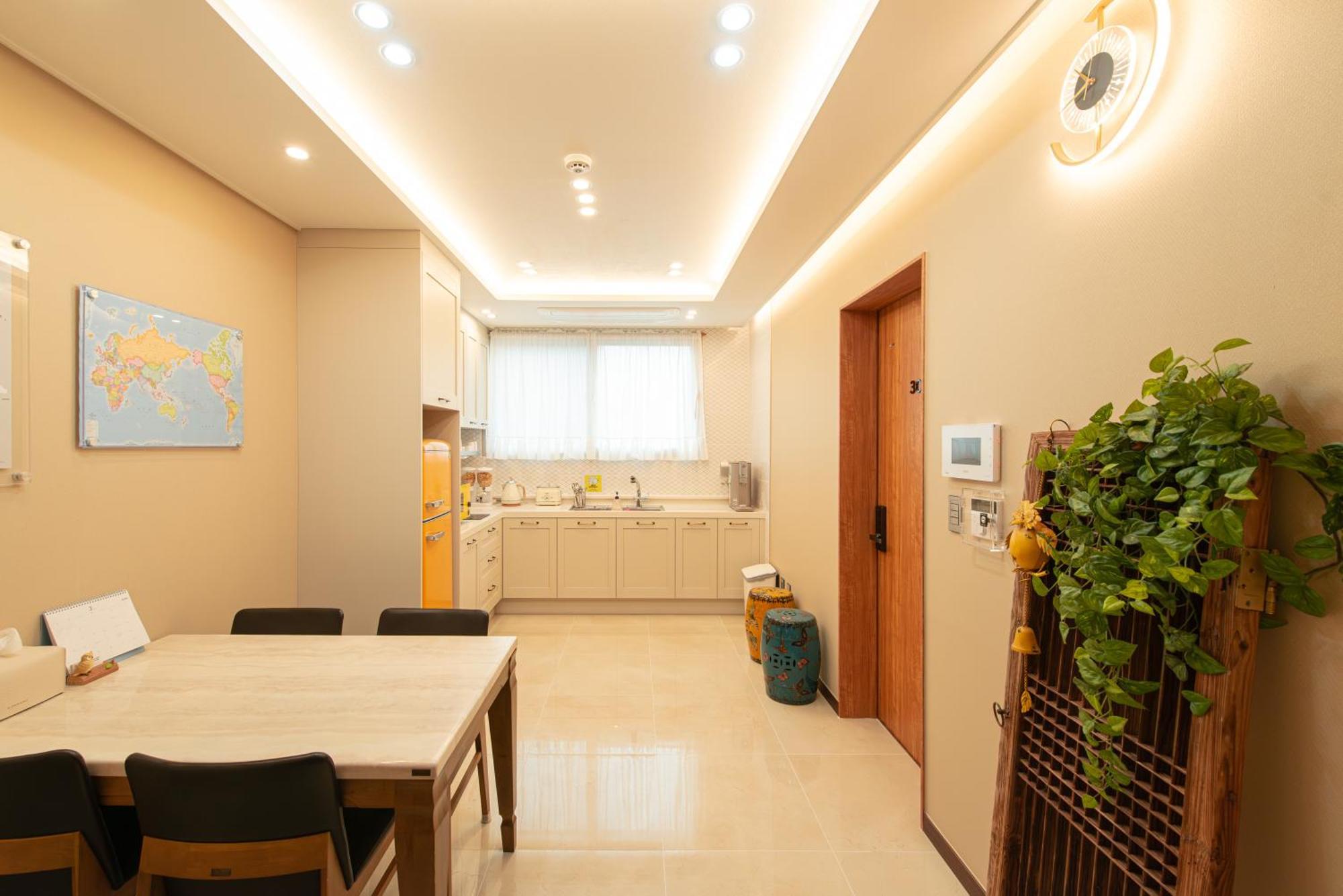 Incheon Airport Guest House King Εξωτερικό φωτογραφία
