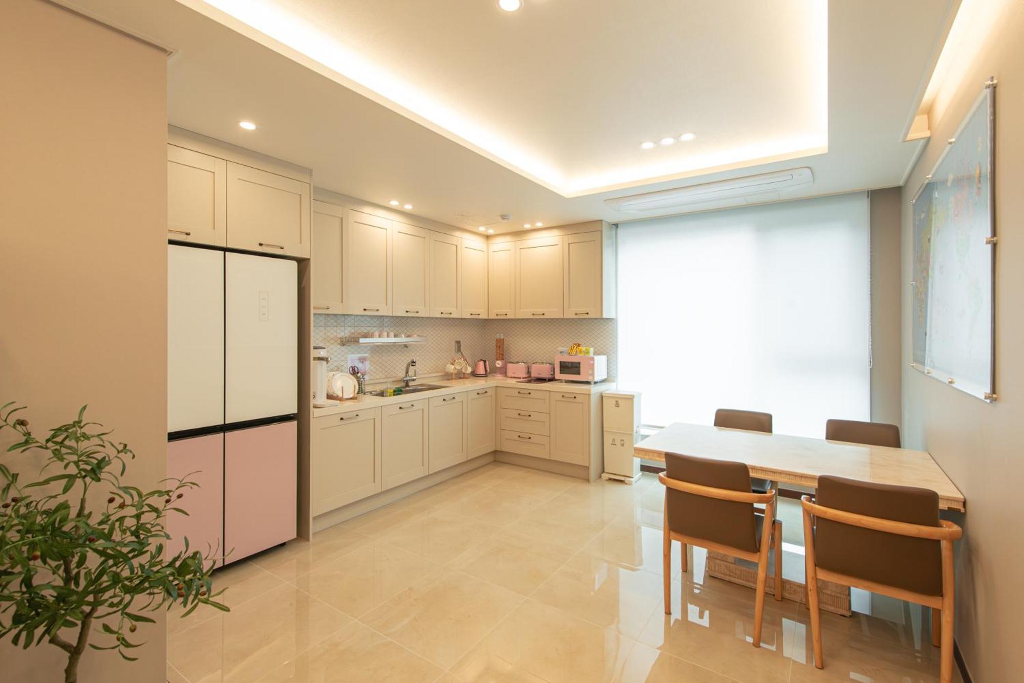 Incheon Airport Guest House King Εξωτερικό φωτογραφία